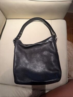Coach Black Leather Shoulder Bag - Smooth Leather Hobo